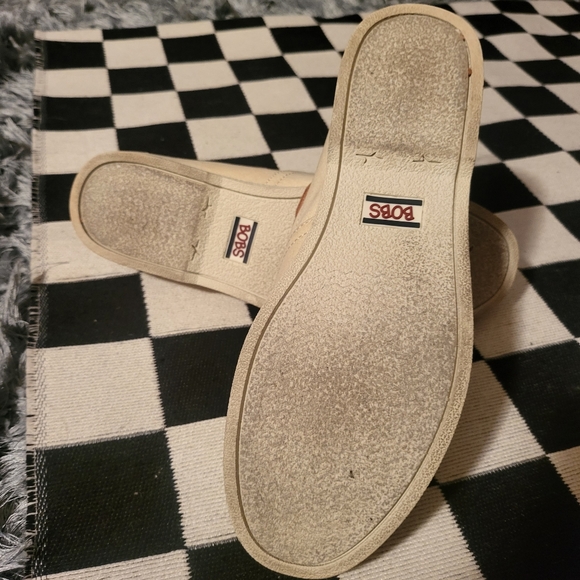 Bob's Chill Luxe Memory Foam Cinch Collared Flat sz 8 Wmns in Natural - Picture 6 of 7